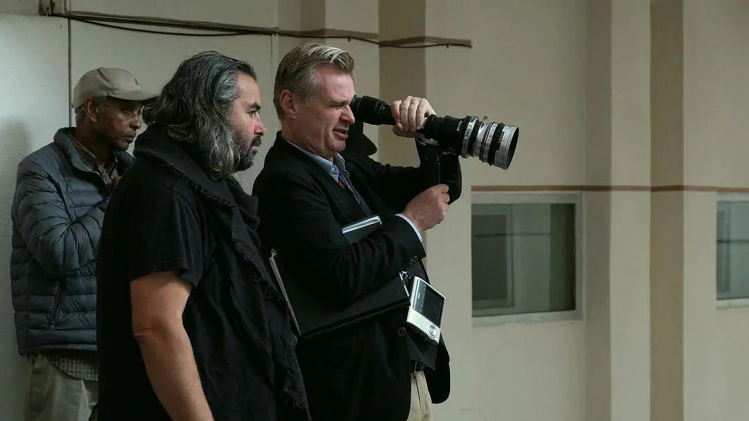 Tenet tidbits, Nolan on the set.