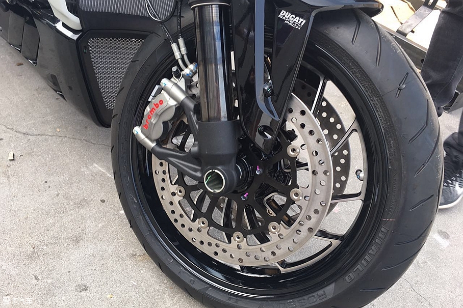 Ducati's great devil; Ducati X Diavel S