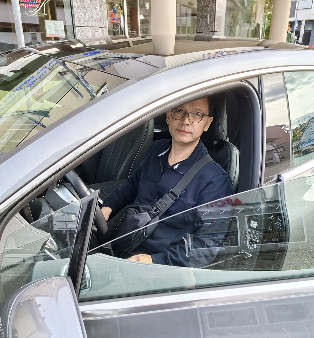 Test drive Mercedes-Benz EQE in Germany