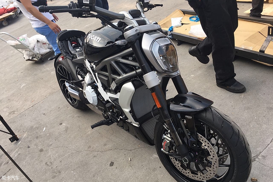 Ducati's great devil; Ducati X Diavel S