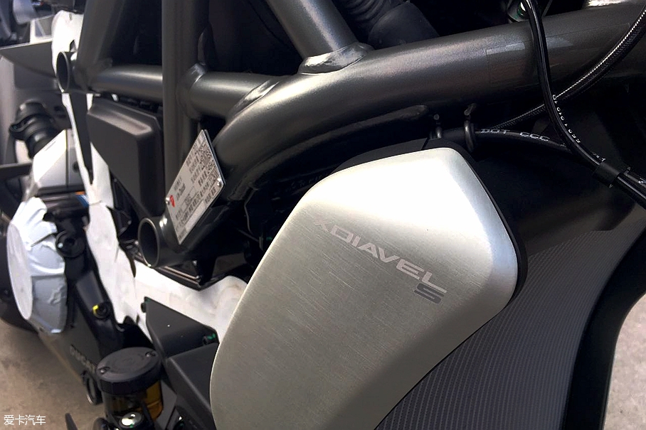 Ducati's great devil; Ducati X Diavel S